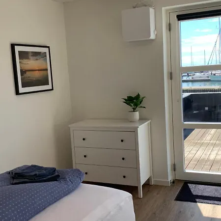 Pakhuset بيت ضيافة *