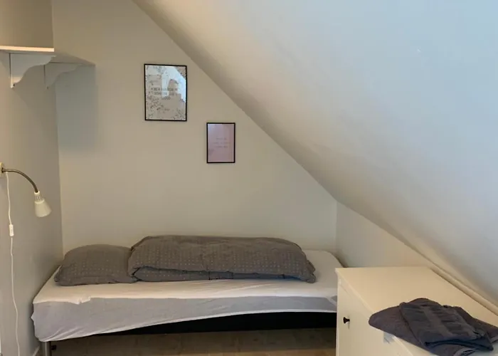 Pensión Pakhuset *