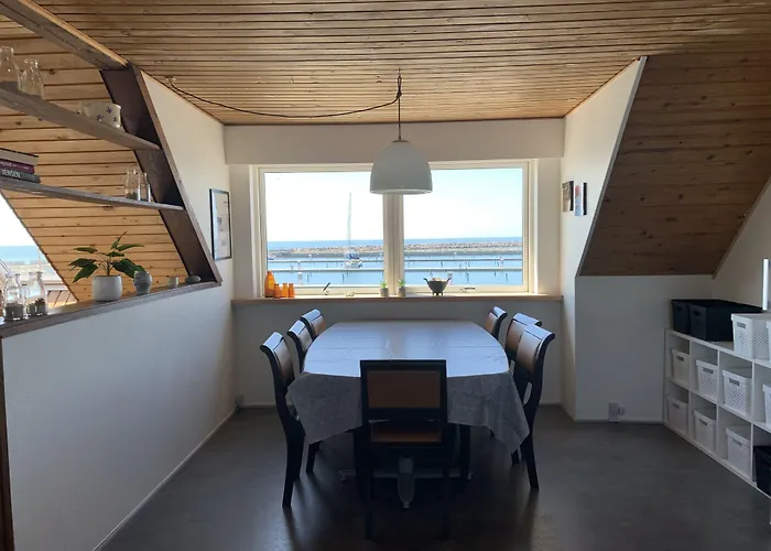 بيت ضيافة Pakhuset *